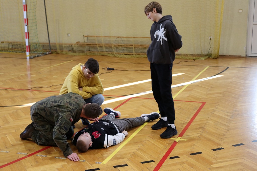 598662385_1390148799569436_2402728346569350328_n