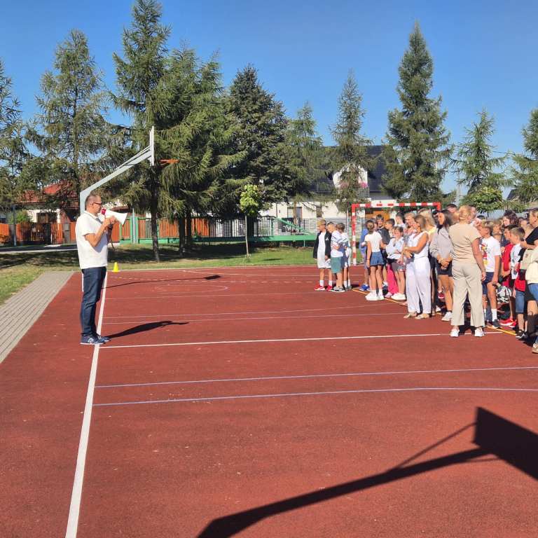 542756090_1308538391063811_8886283249988222631_n