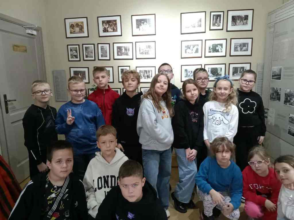 89a4bb69-2e5f-4c9a-8a3c-5b21b81803ff