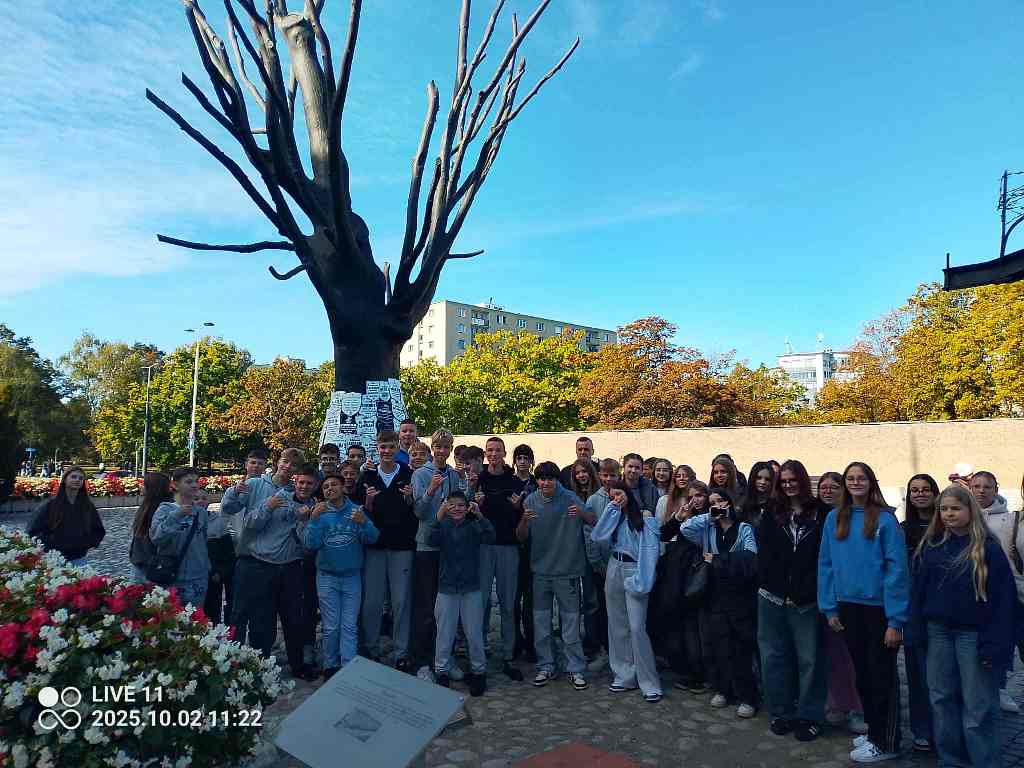 560927557_1333999338517716_4413824330338391757_n